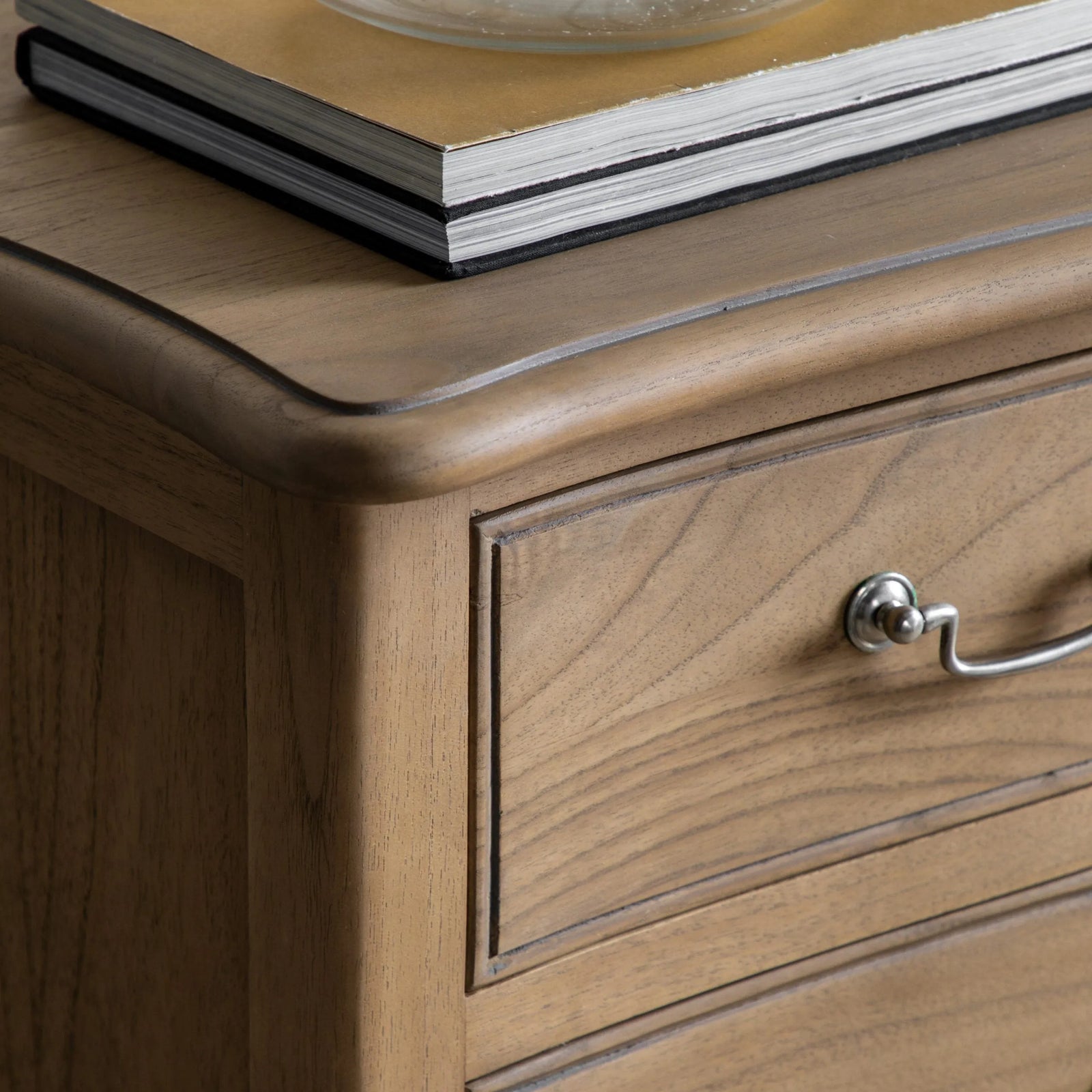 Chic Weathered 5 Drawer Chest - 3