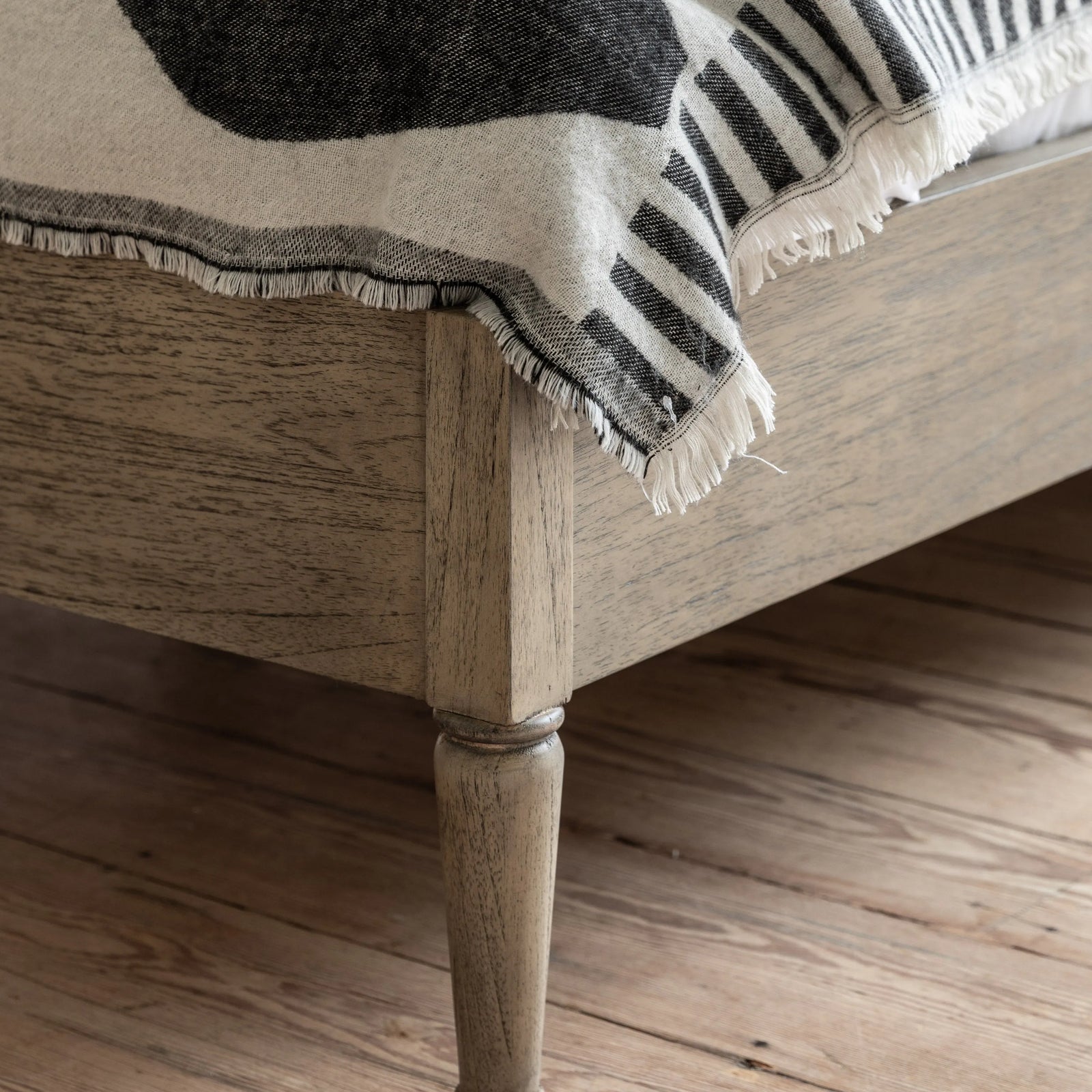 RUSTIQUE Lit King Size - 2