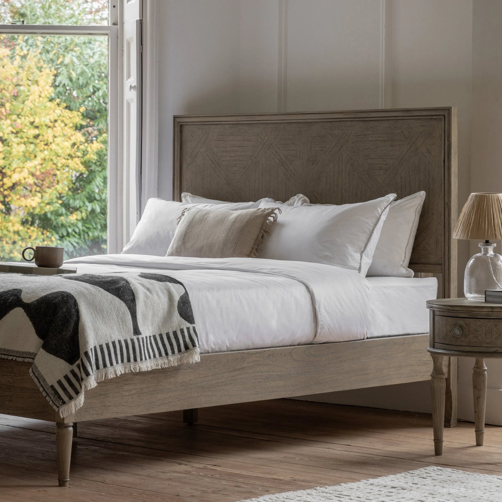 Rustique Super King Bed