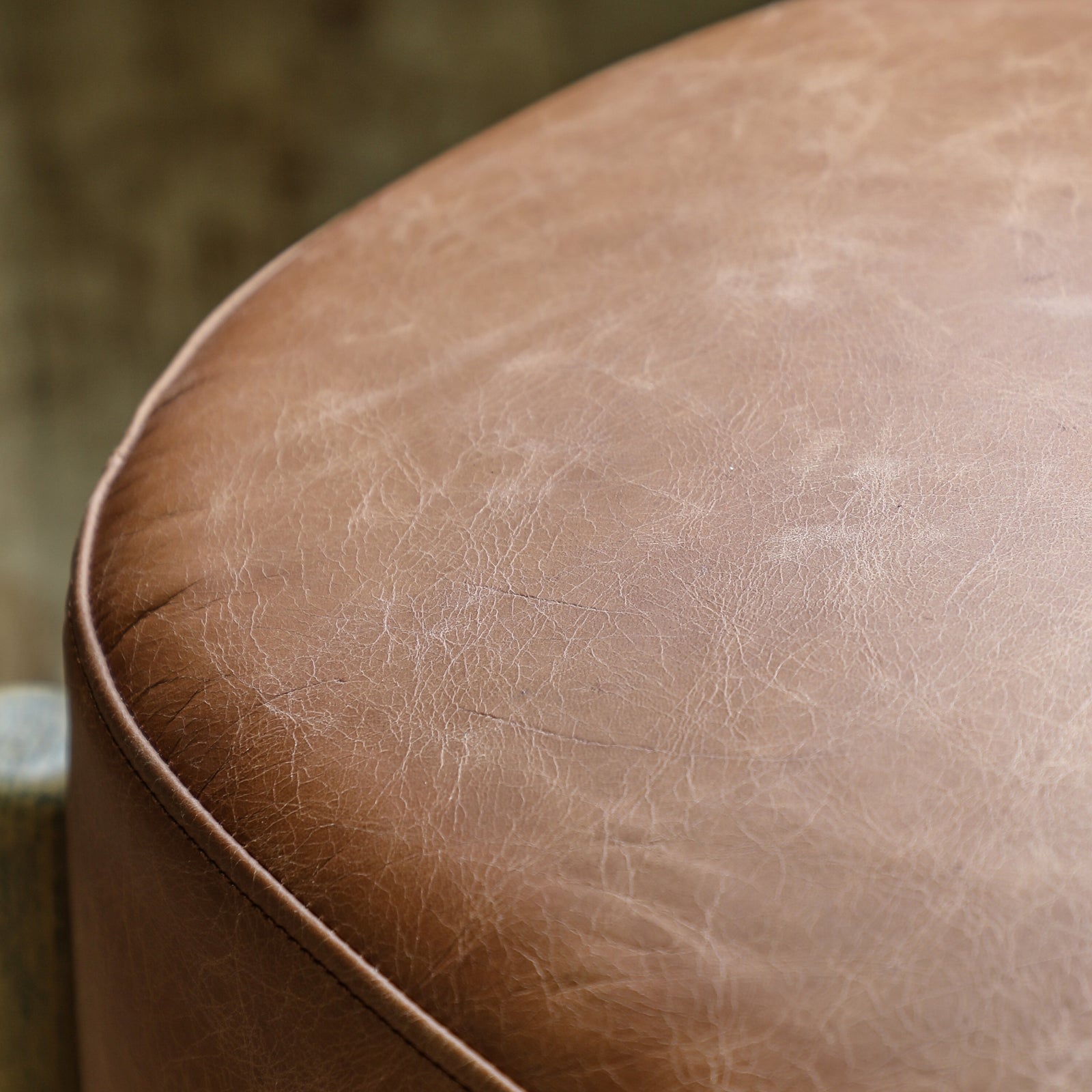 Titre: Tabouret Tindon de en cuir marron vintage - 3