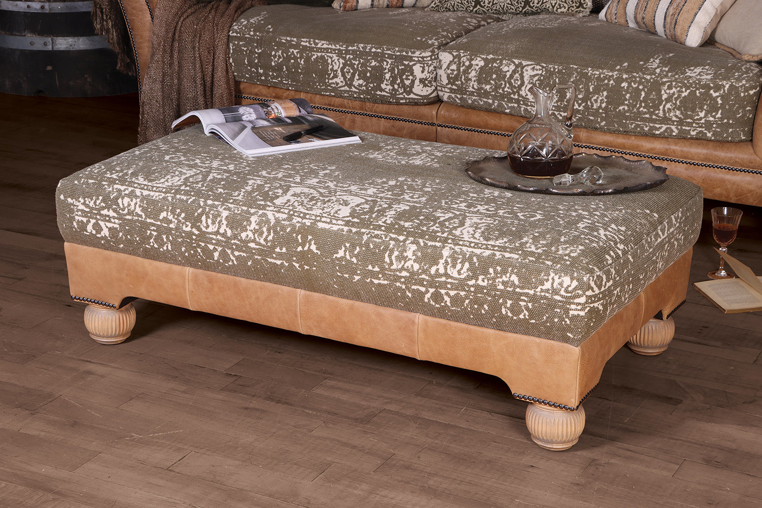 Montana Stool in Atacama Nutmeg Leather - 3