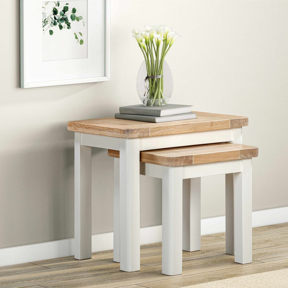 1. Papaya Foxington Set de Tables Empilables - Finition Laquée OWP