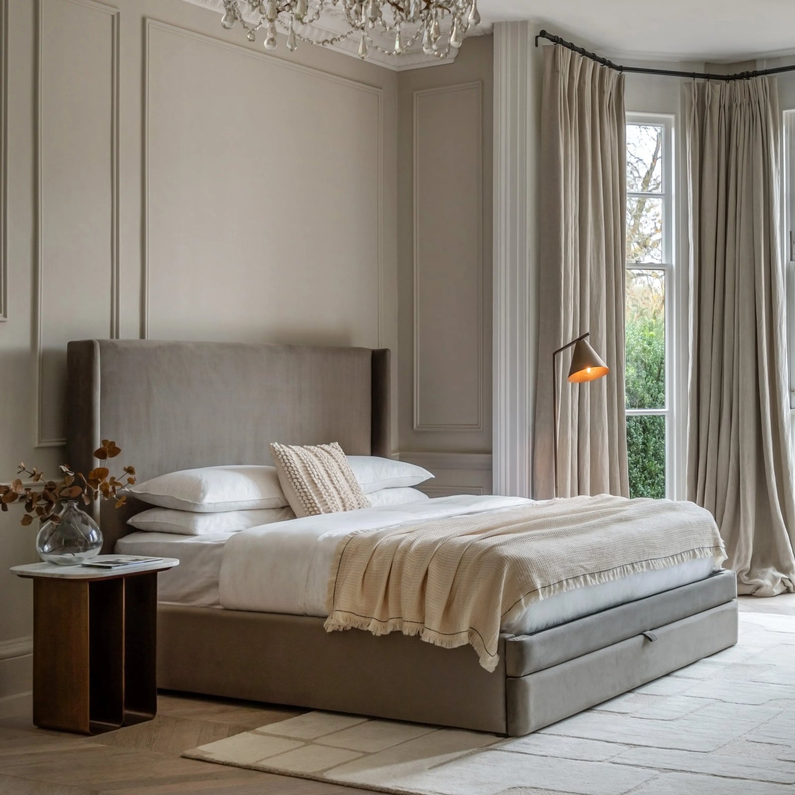 Halstead Kingsize Bed in Taupe
