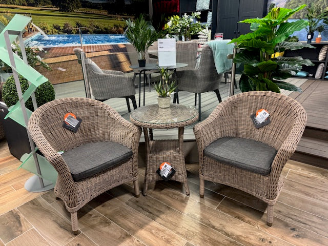 Chaise et table d'extérieur 4 saisons Chester Penida en tressage pur - 3