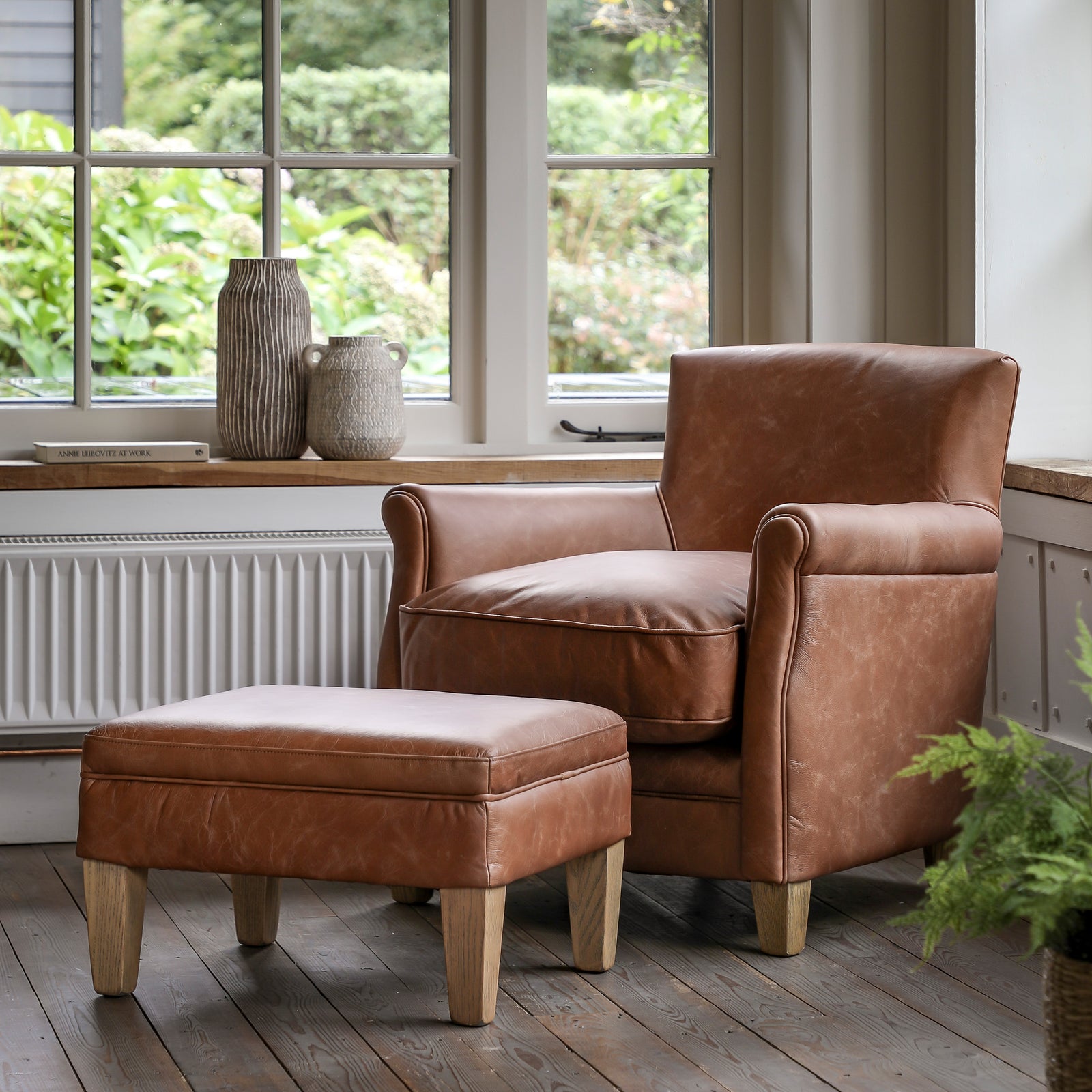 Fauteuil Mr. Paddington en Cuir Marron Vintage – Siège de Caractère avec Pieds en Houppier Massif - 9
