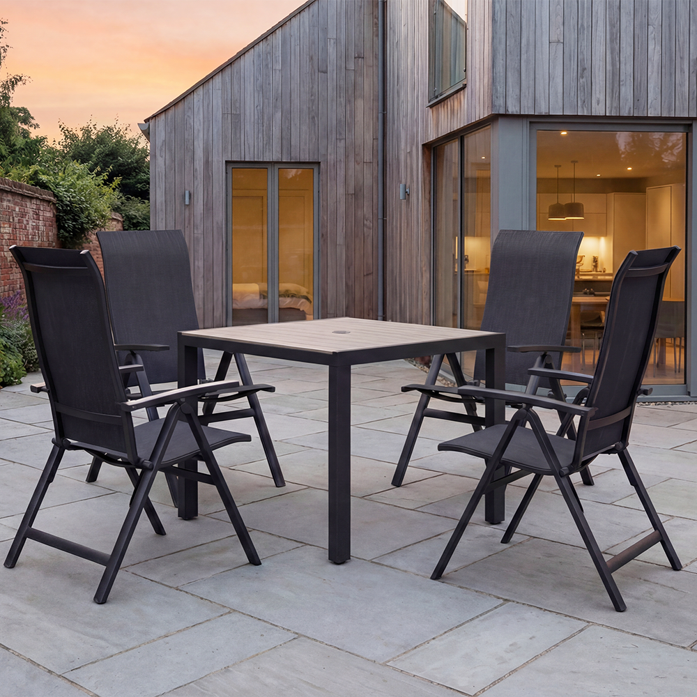 Vidoo 4 Seat Square Dining Set