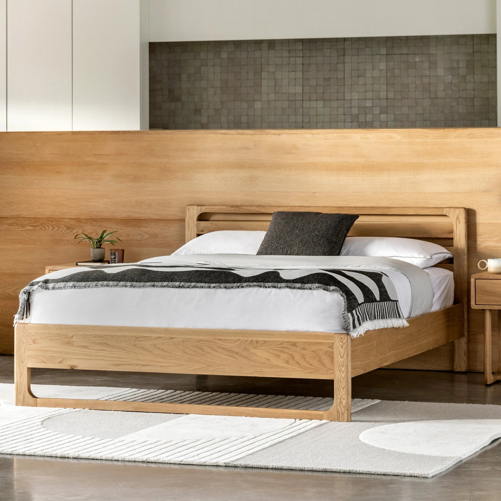 Lit king size Craft en finition naturelle