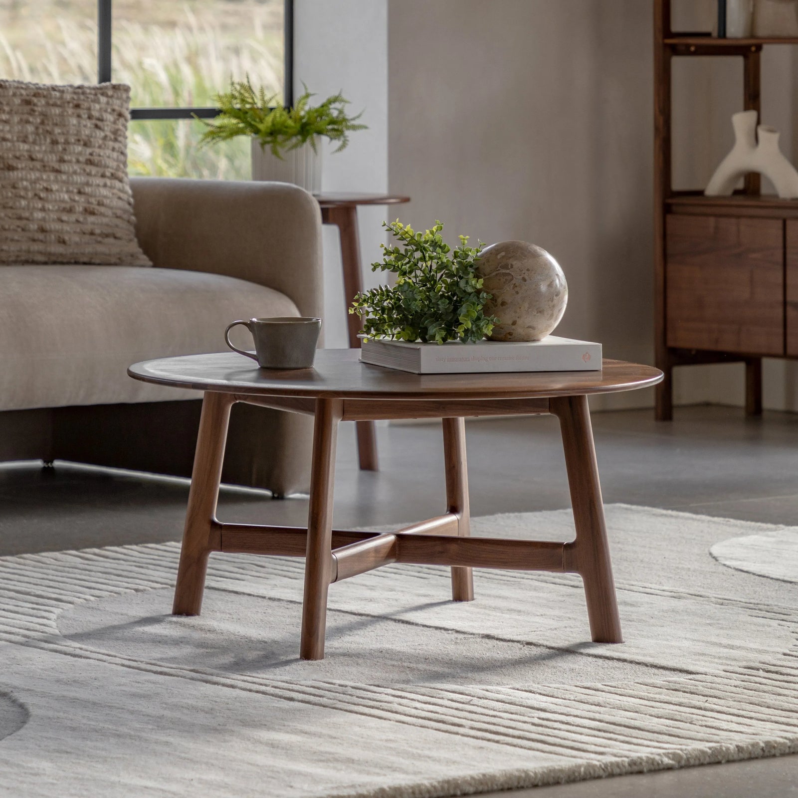 Galerie Direct Table Basse Ronde Madrid en Noyer