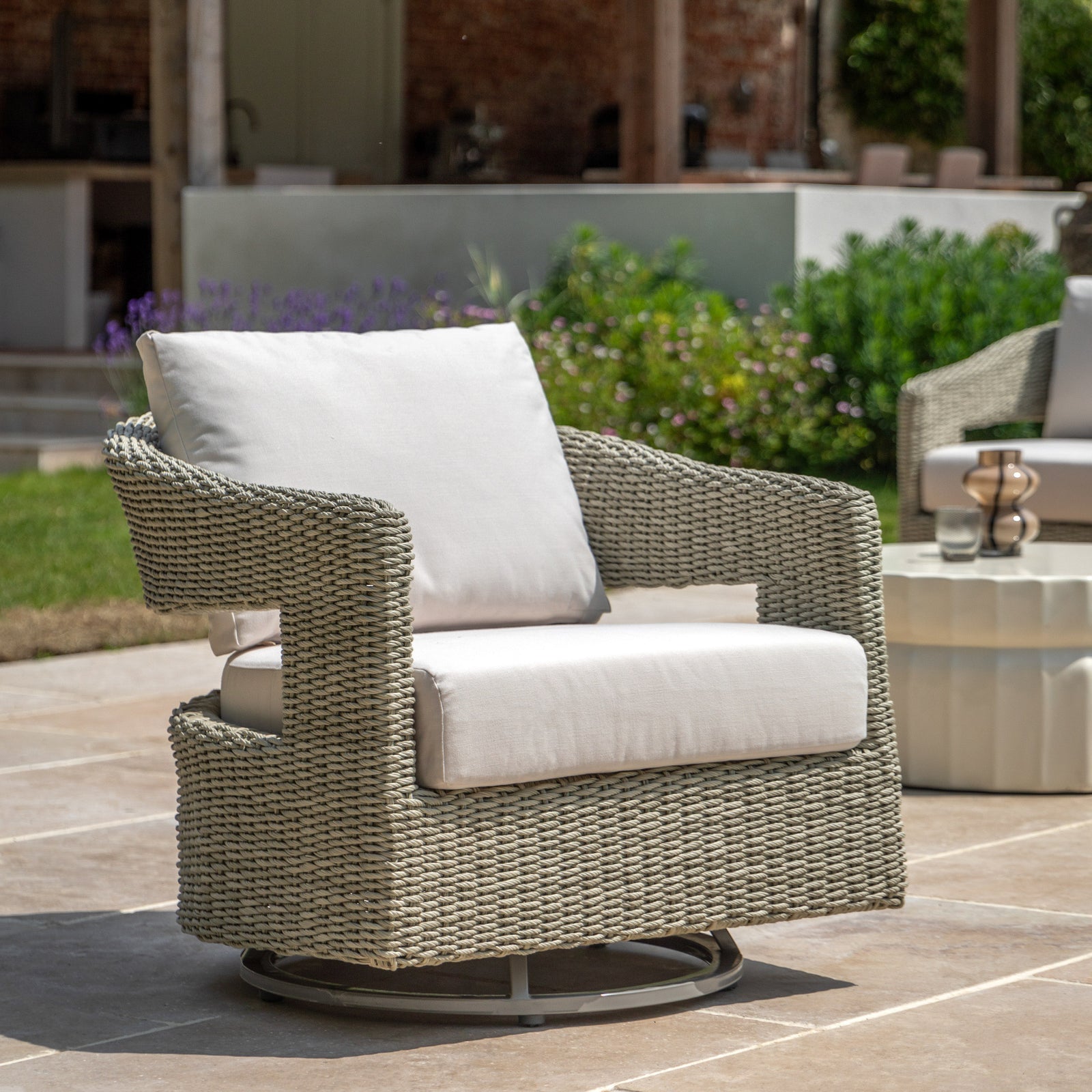 Chaise Hvar pivotante de Gallery Garden
