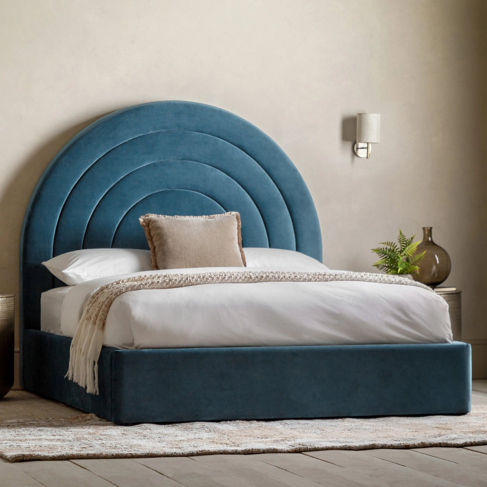 Arch Kingsize Bed in Kingfisher