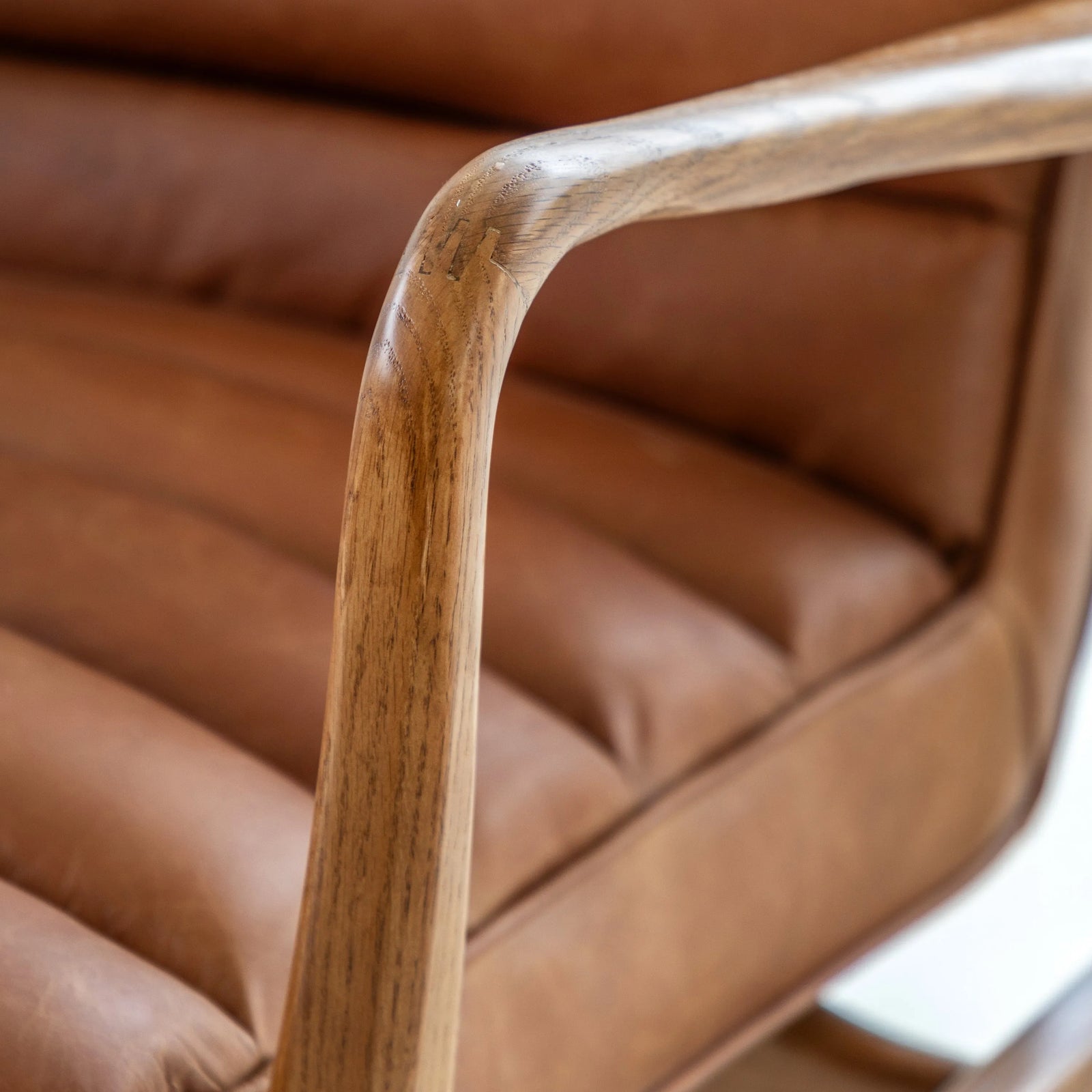 Fauteuil Datsun en Cuir Vieux Marron - 3