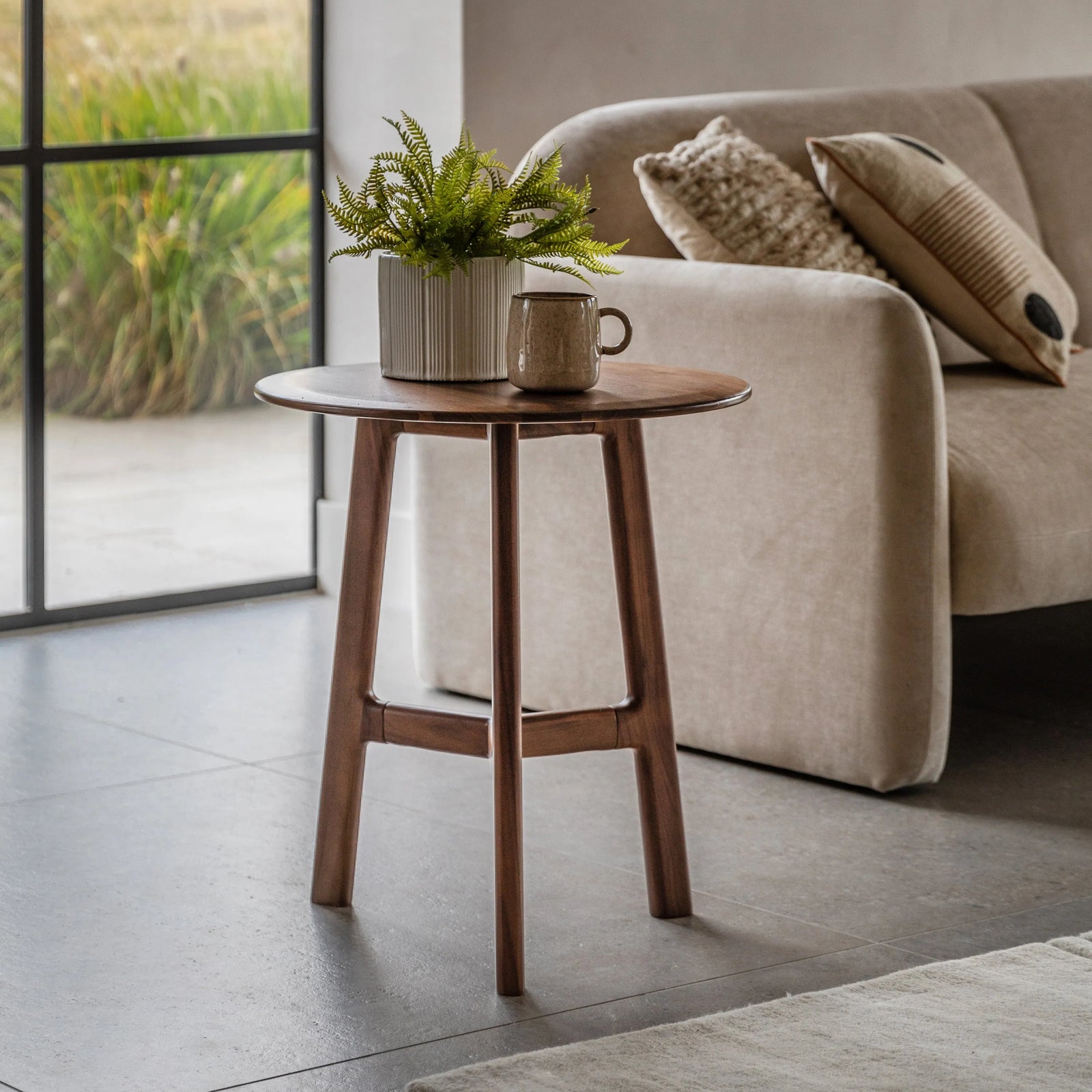 Madrid Ronde Table d'Appointment en Noyer