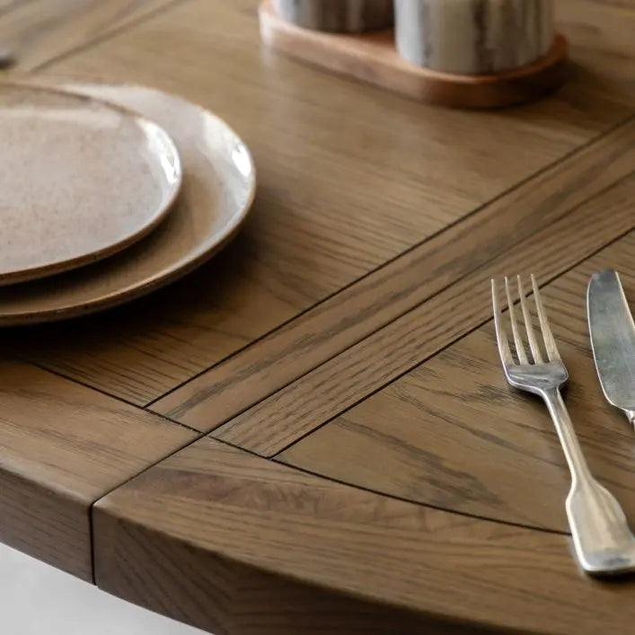 Hardwick Round Extending Dining Table - 3