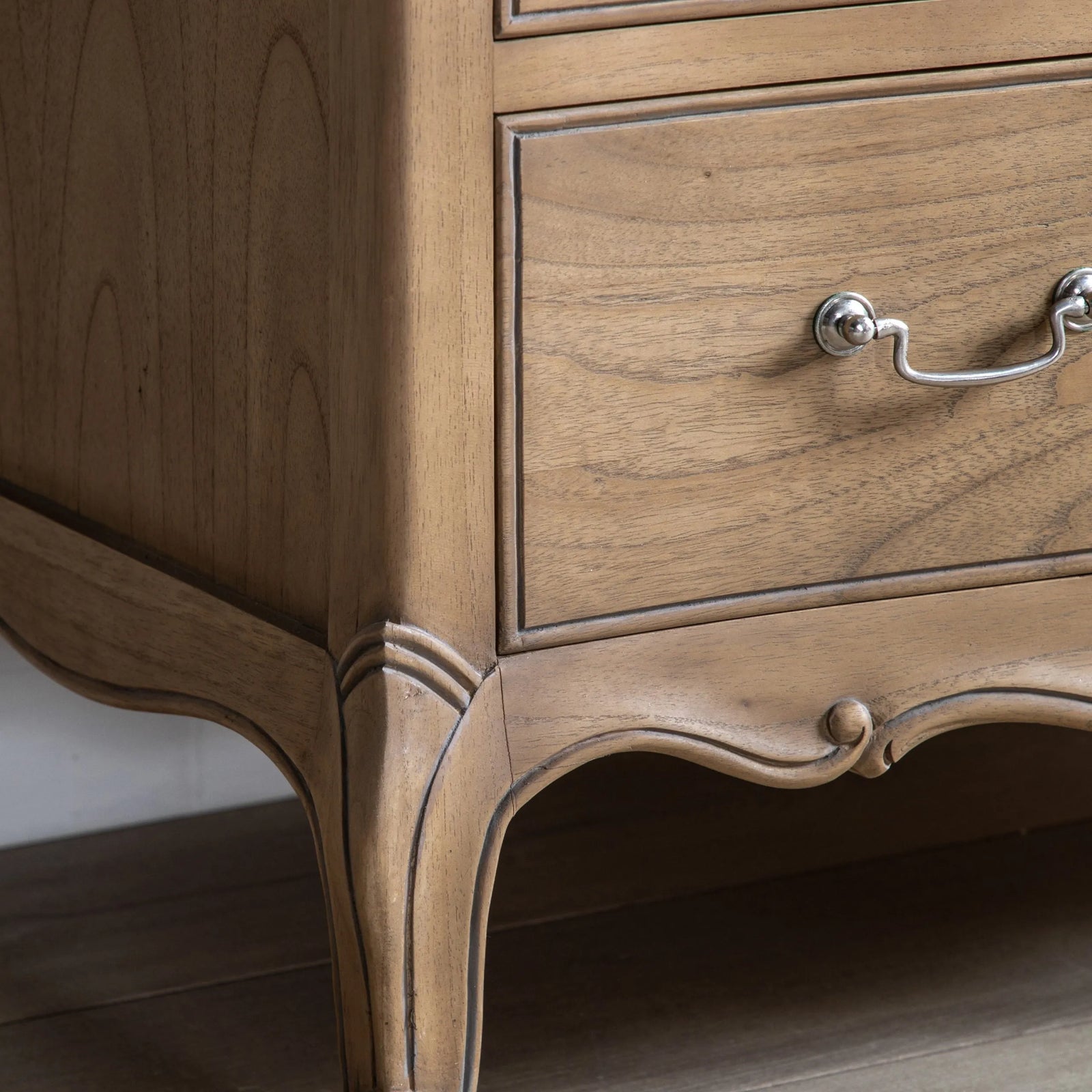 Chic Weathered 5 Drawer Chest - 2